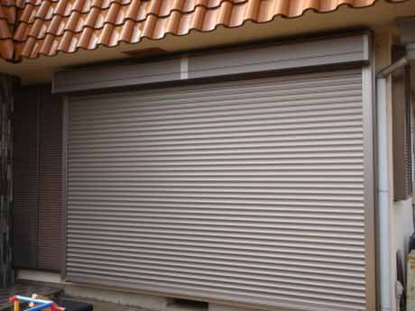 電動窓シャッター